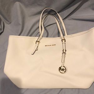 Michael kors tote